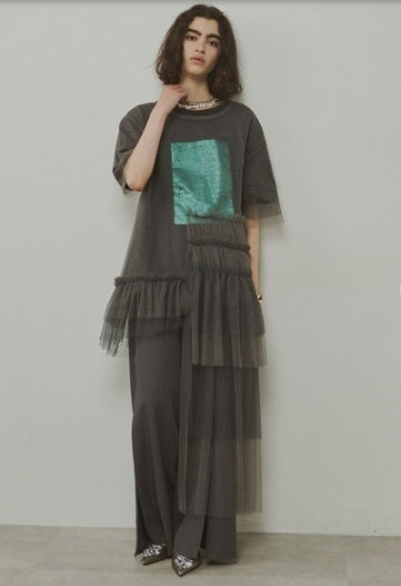 分層褶皺薄紗設計 TOPS